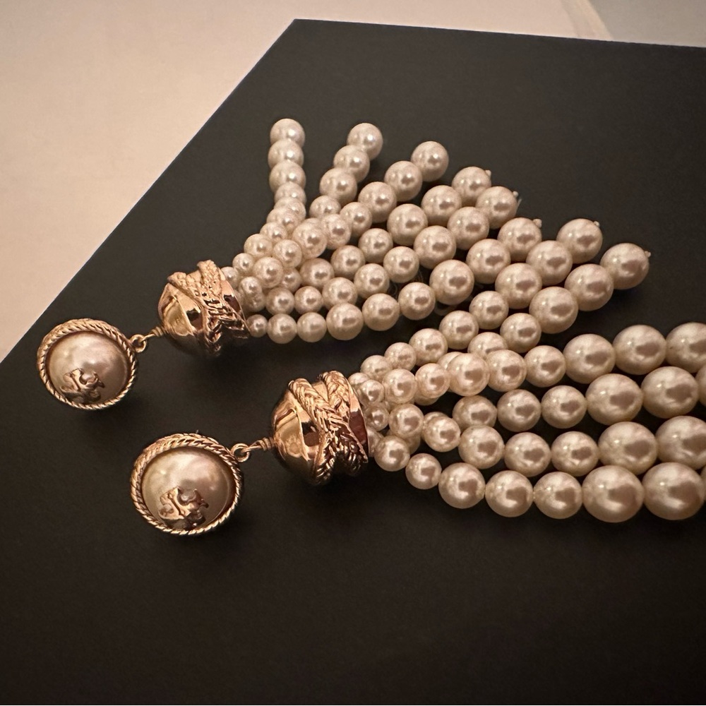 Rare Tory Burch Long Pearl Earrings - Picture 3 of 3